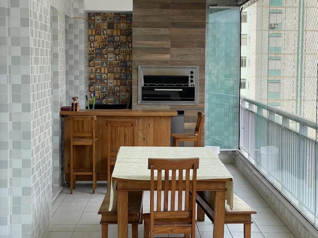 Lindo Apartamento A 50 Metros Da Praia Guaruja Ngoại thất bức ảnh